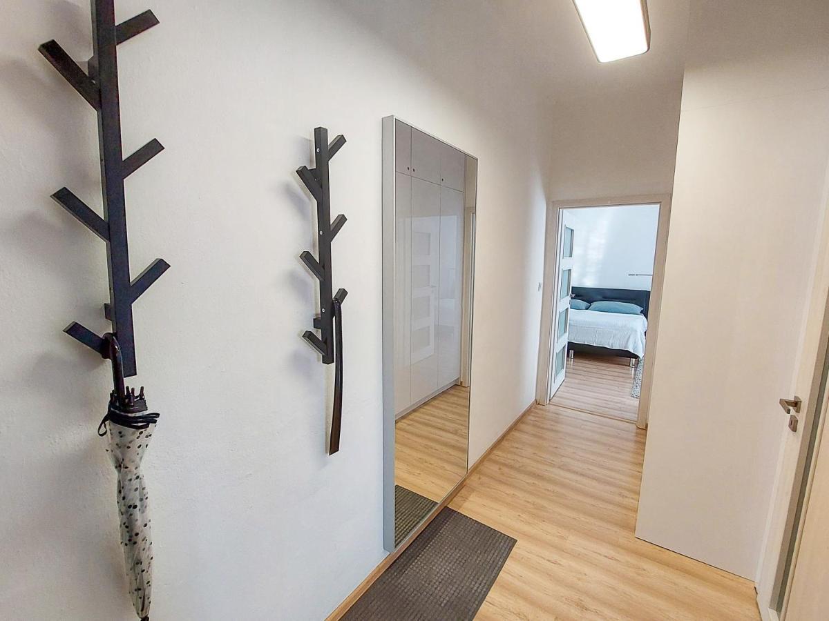 Podtatranskeho Old Town Kosice Apartment Екстериор снимка