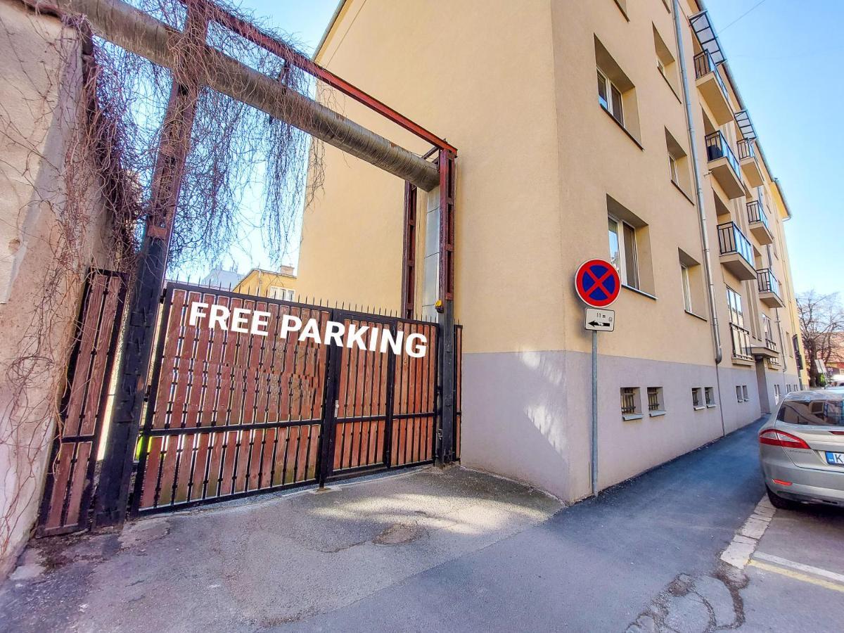 Podtatranskeho Old Town Kosice Apartment Екстериор снимка